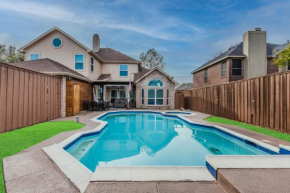 * *ASTOUNDING HOUSE **Perfect for Family and friends , Pool , Hot Tub, & GAME ROOM